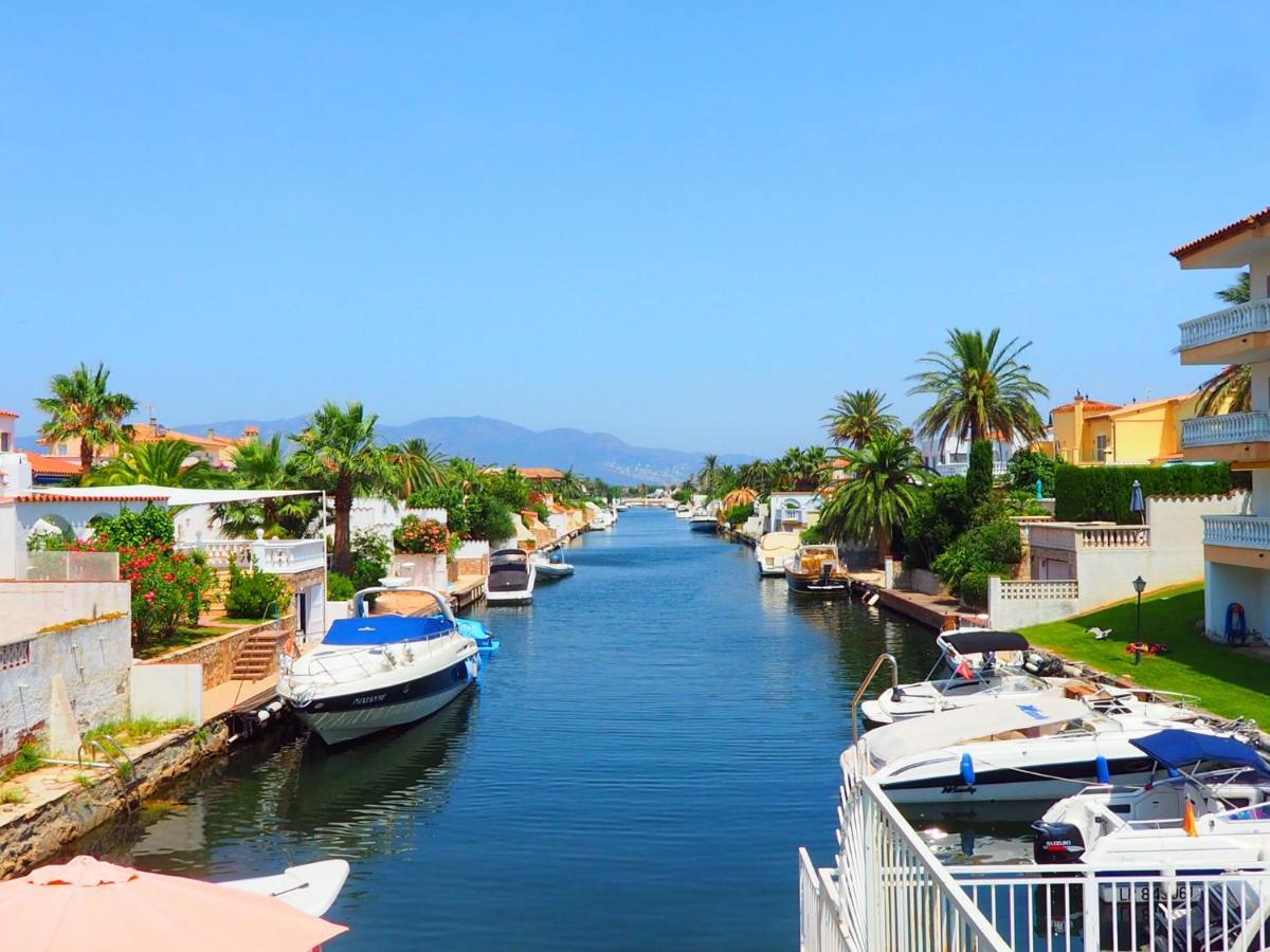 Apartment Del Port-1 By Interhome Empuriabrava Εξωτερικό φωτογραφία